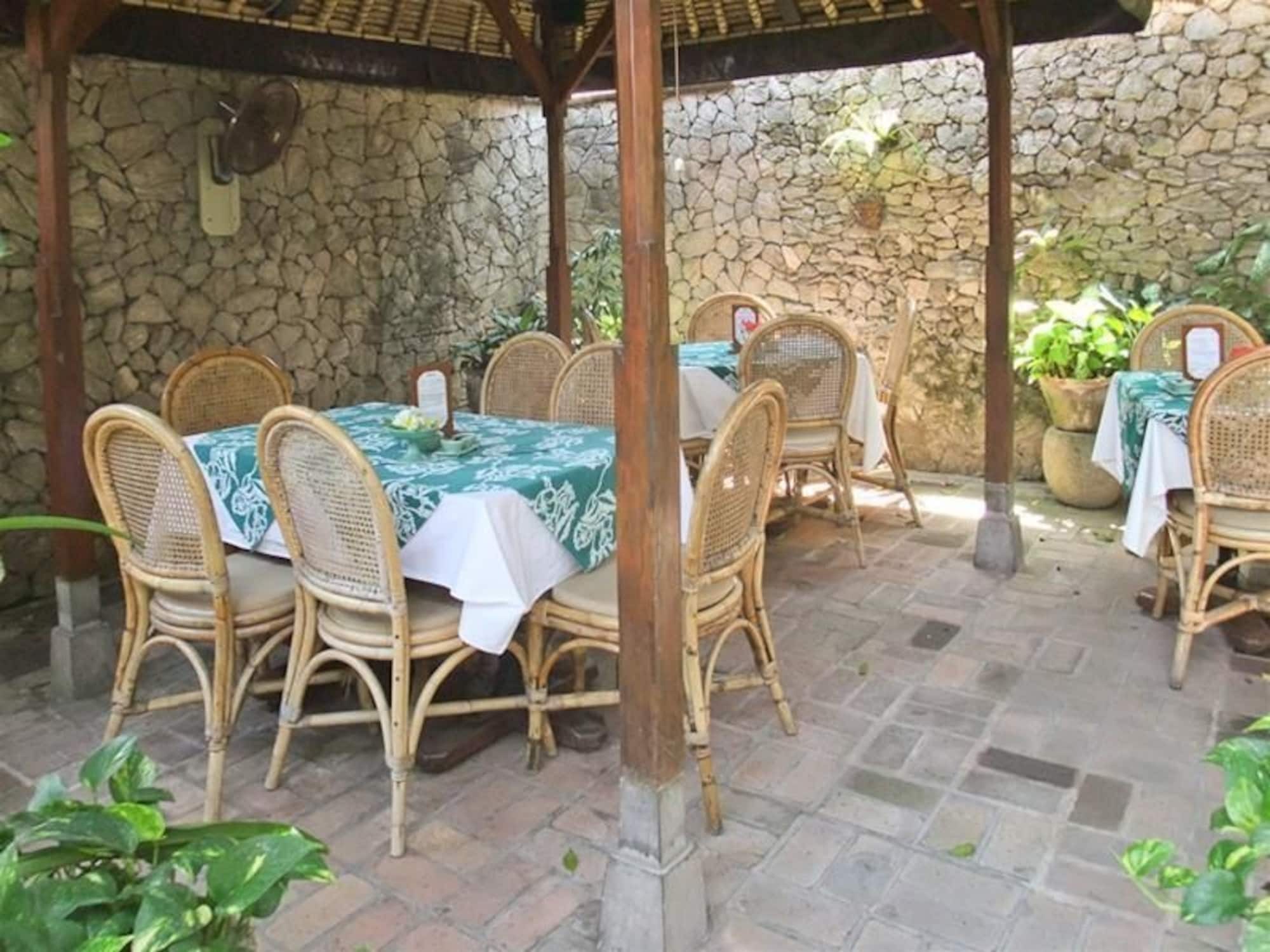 Hotel Poppies Bali Kuta (Bali)